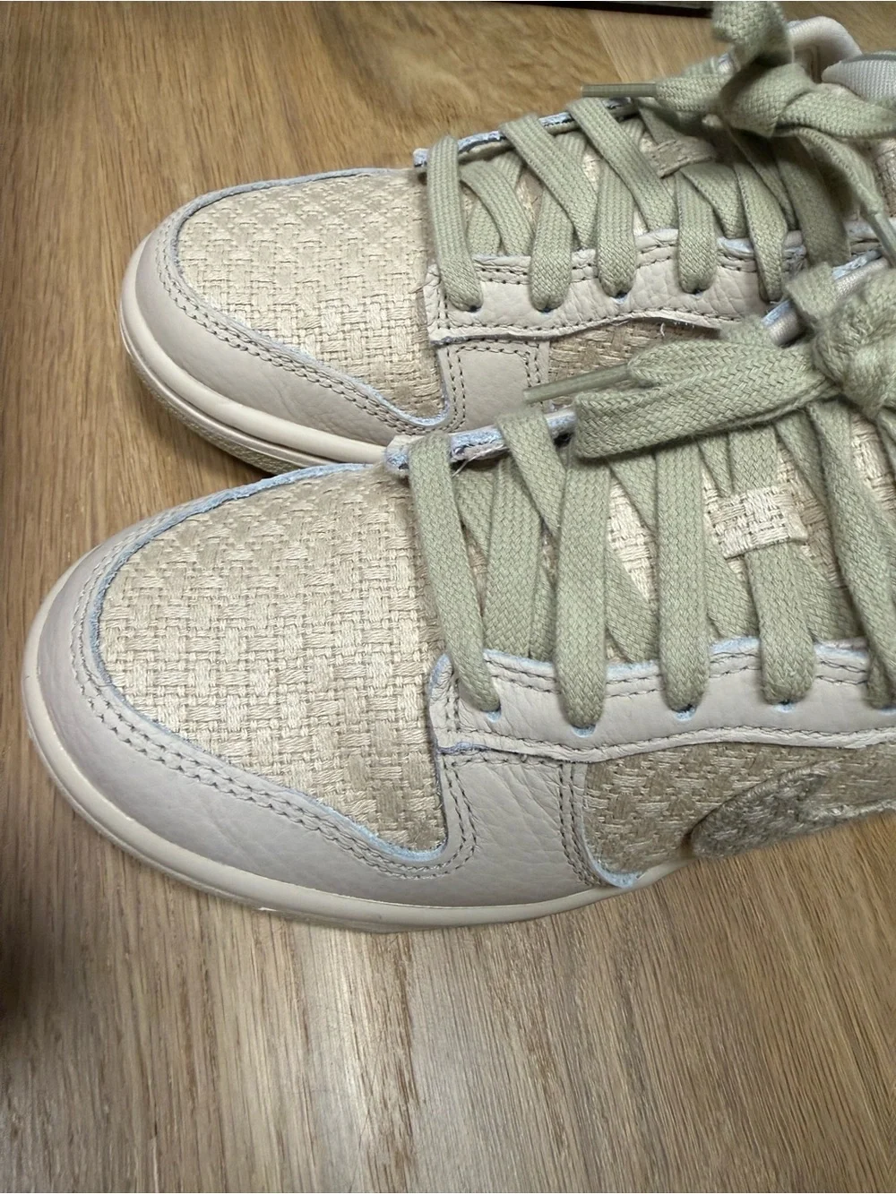 Nike dunk low sz 7 sand drift